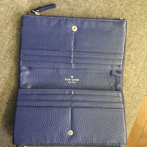 Kate Spade leather zip wallet - Picture 3 of 5